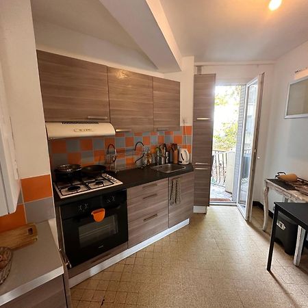 Chambres Dans Grand Appartement - Centre-Ville Montpellier Bagian luar foto