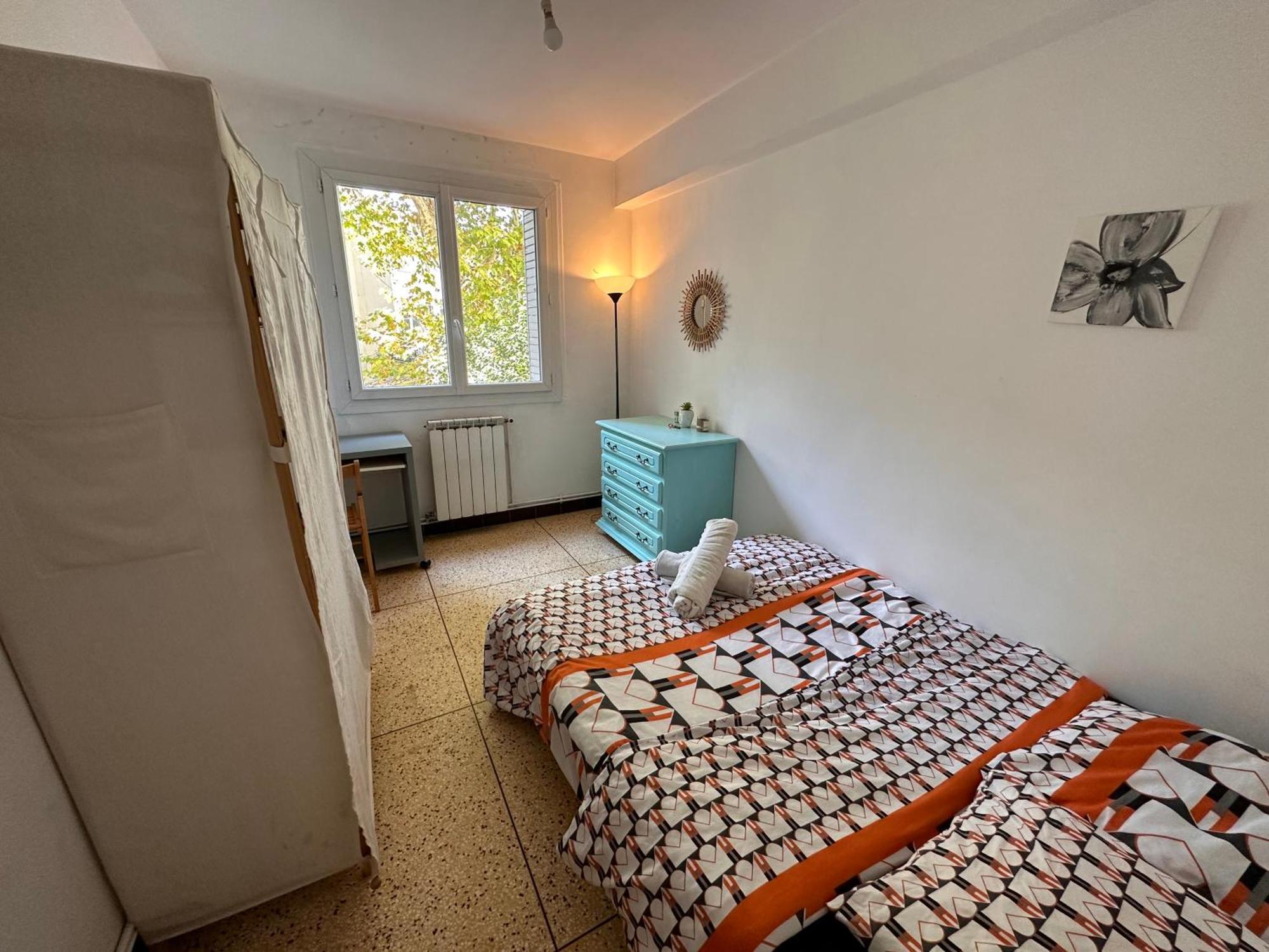 Chambres Dans Grand Appartement - Centre-Ville Montpellier Bagian luar foto