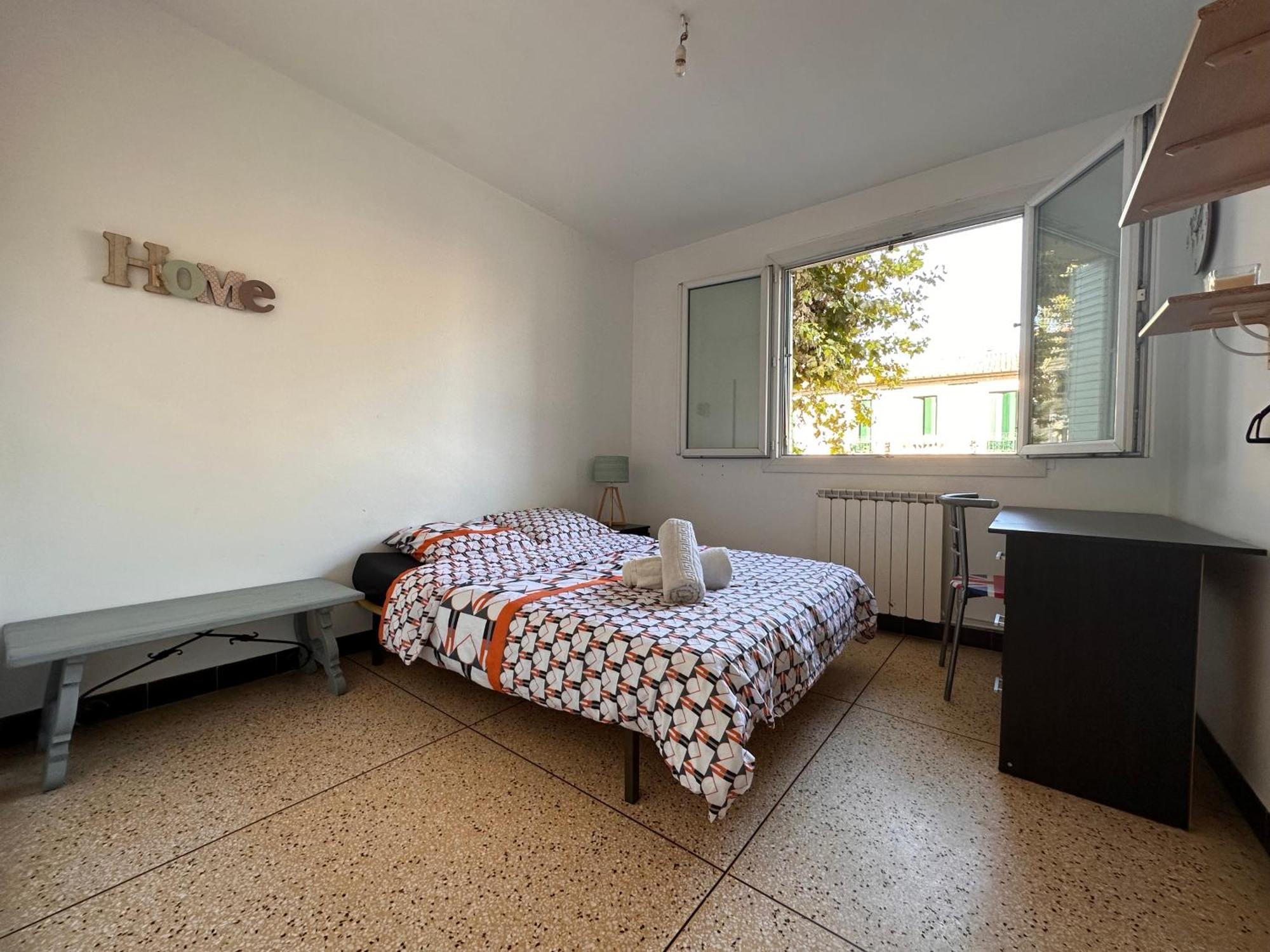 Chambres Dans Grand Appartement - Centre-Ville Montpellier Bagian luar foto